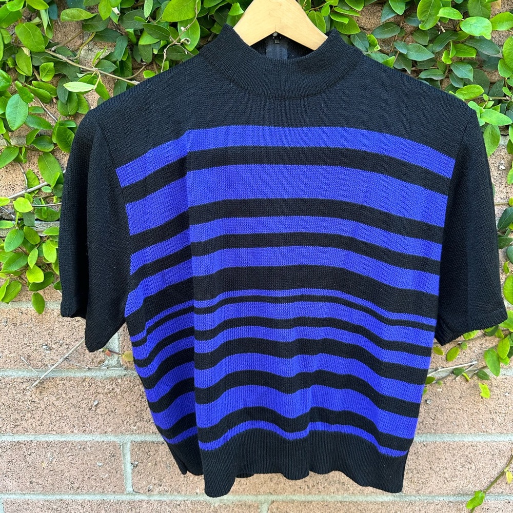 Vintage San Remo by Laura Knits Cardigan Sweater - Black and Purple - Size M Vtg